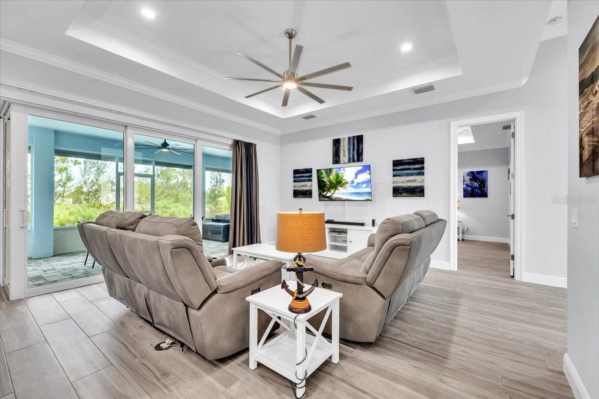 Single Family Residence at CAPE CORAL, CAPE CORAL, photo 13 of 51