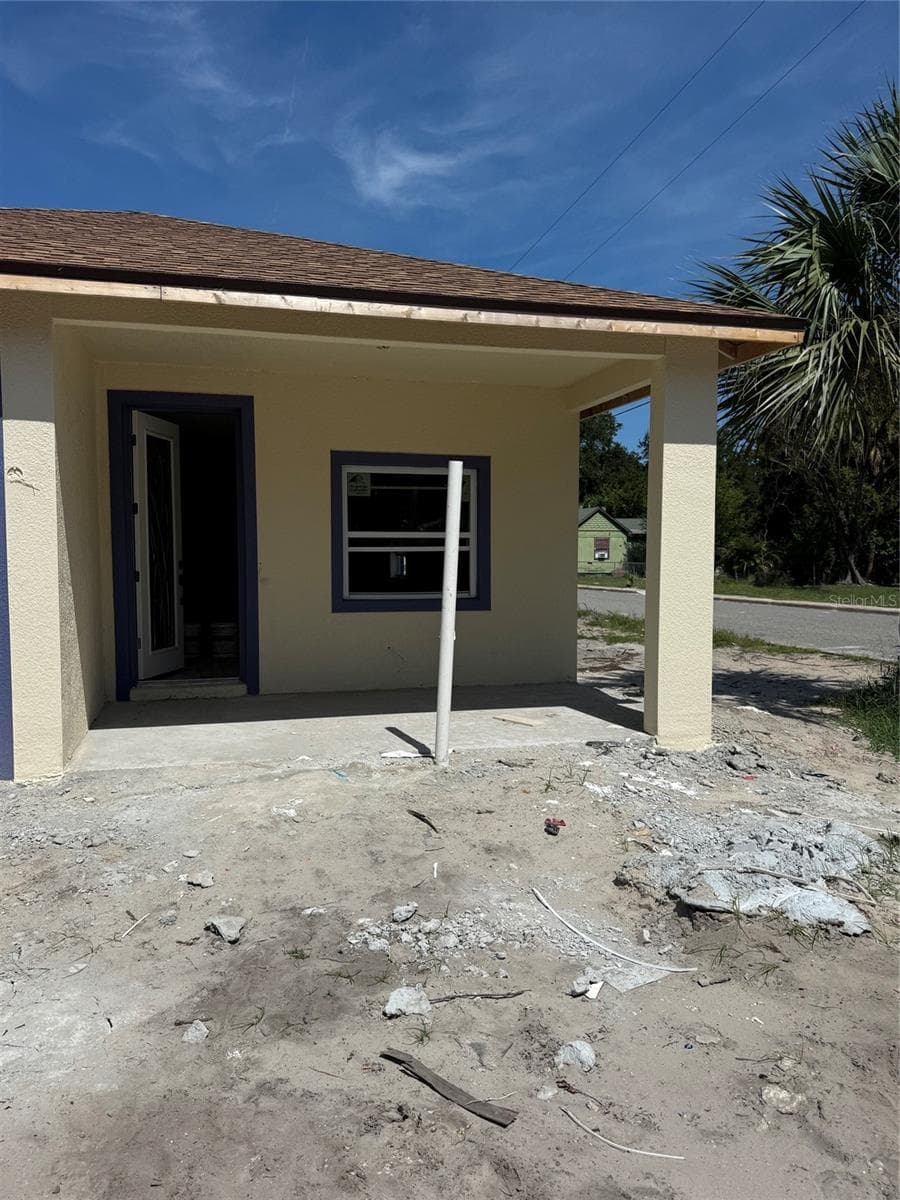 Single Family Residence at 700 LOOMIS AVE, DAYTONA BEACH, photo 3 of 4