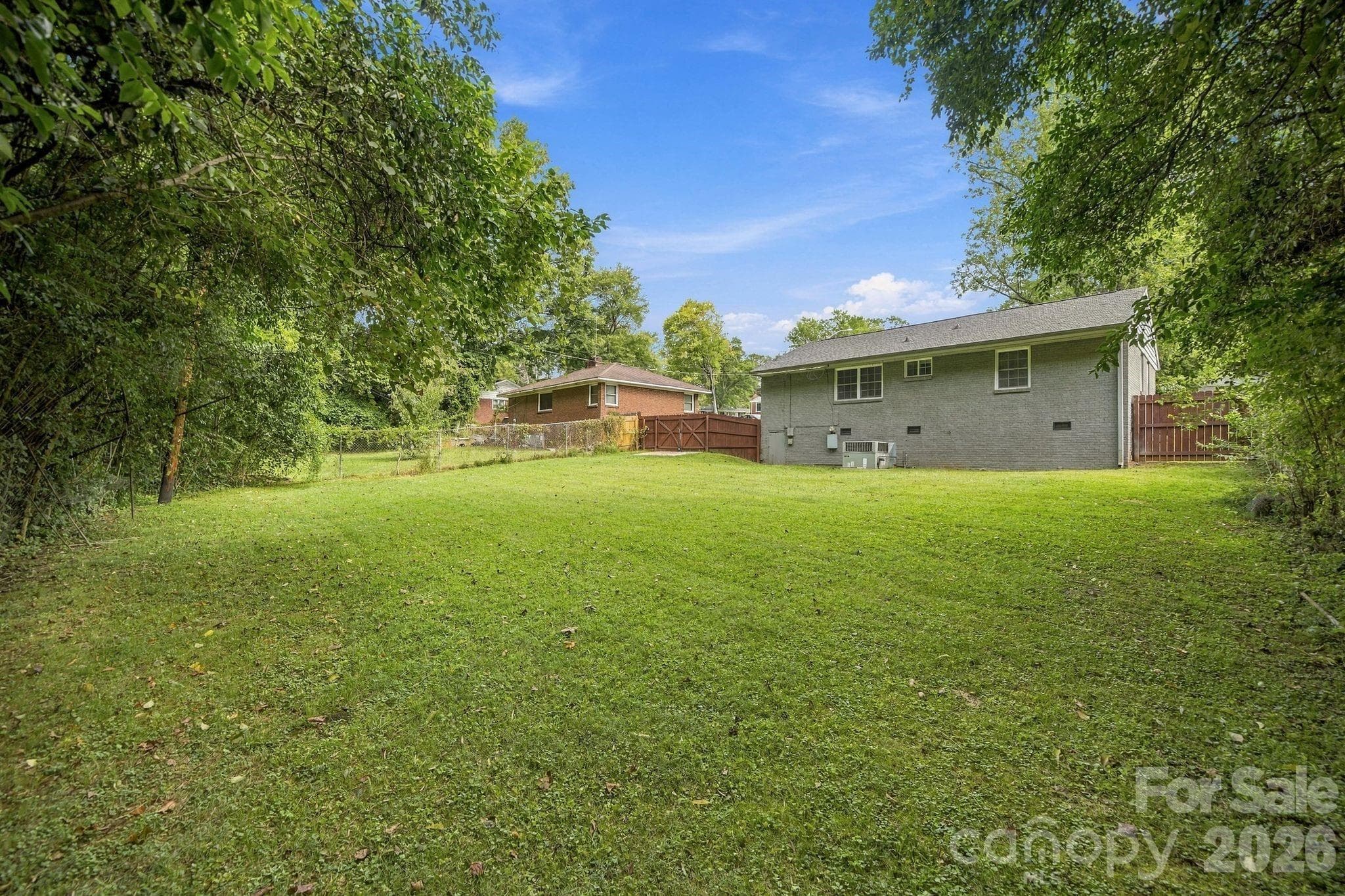 Single Family Residence at 3307 Bonaire Drive, Charlotte, photo 20 of 20