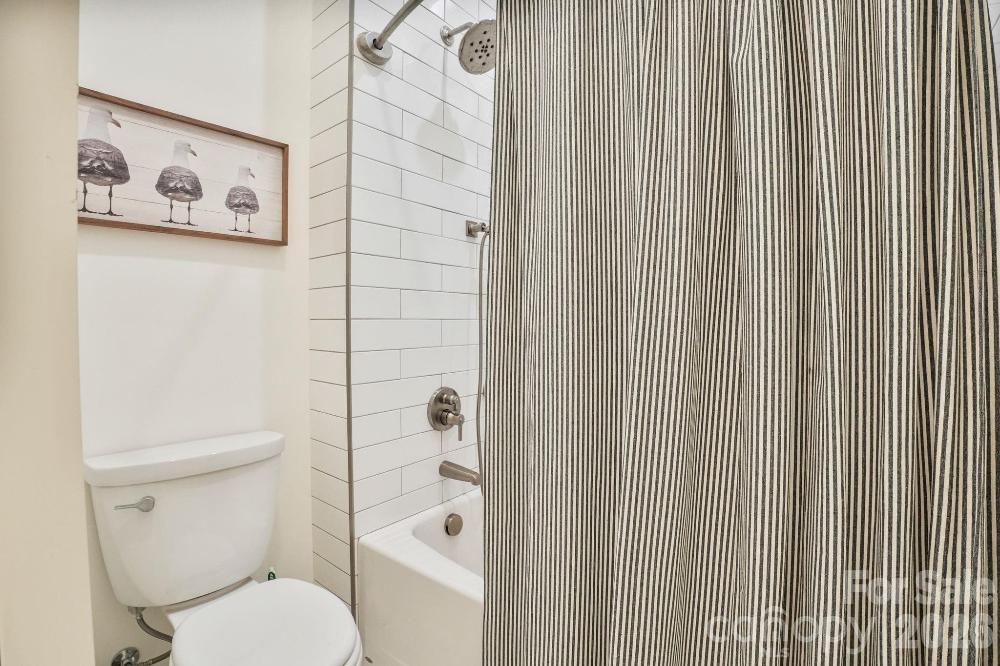 Full Bath - 2039 Cane Creek Road, Fletcher