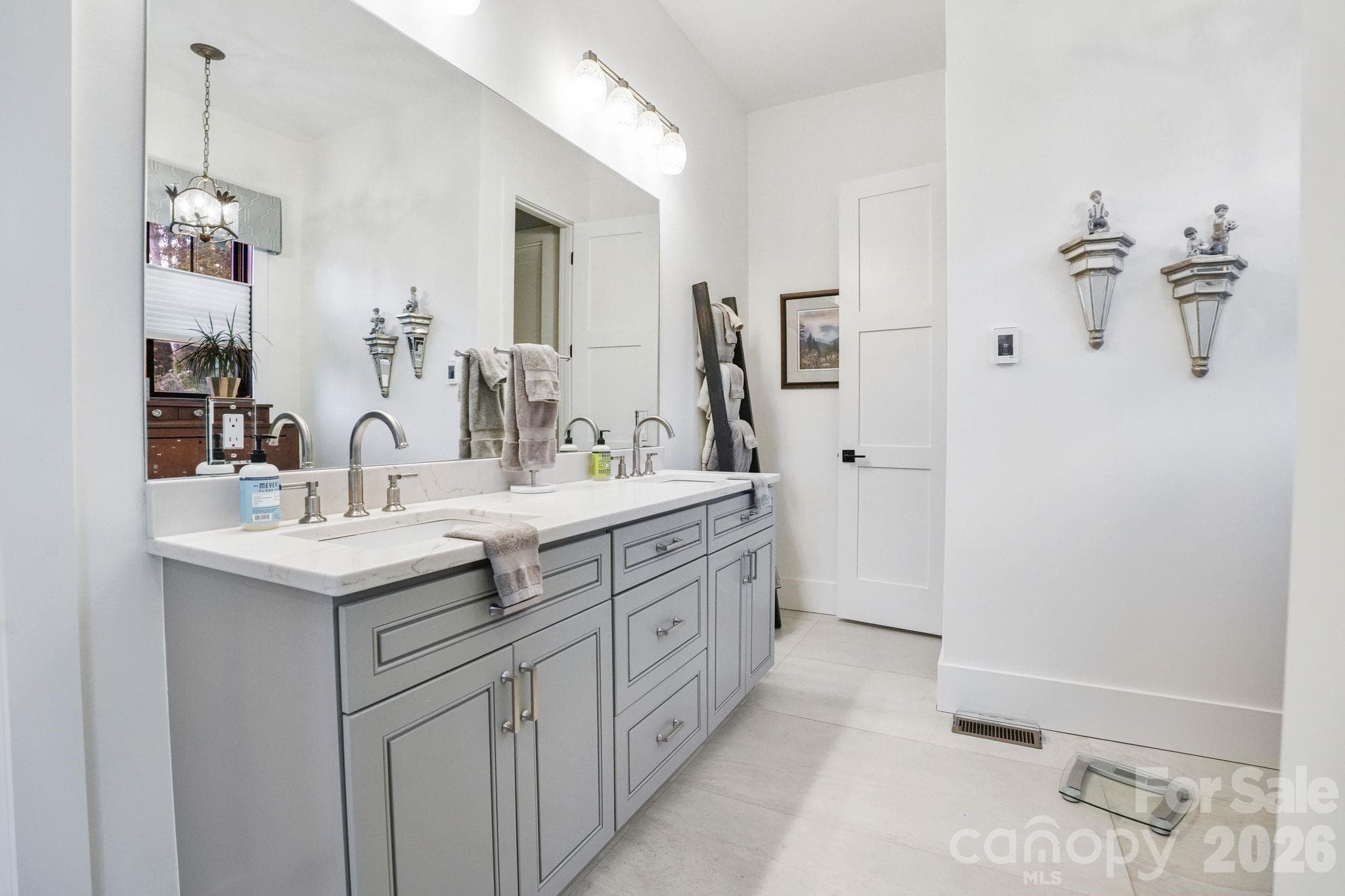 Primary Bath - 2039 Cane Creek Road, Fletcher