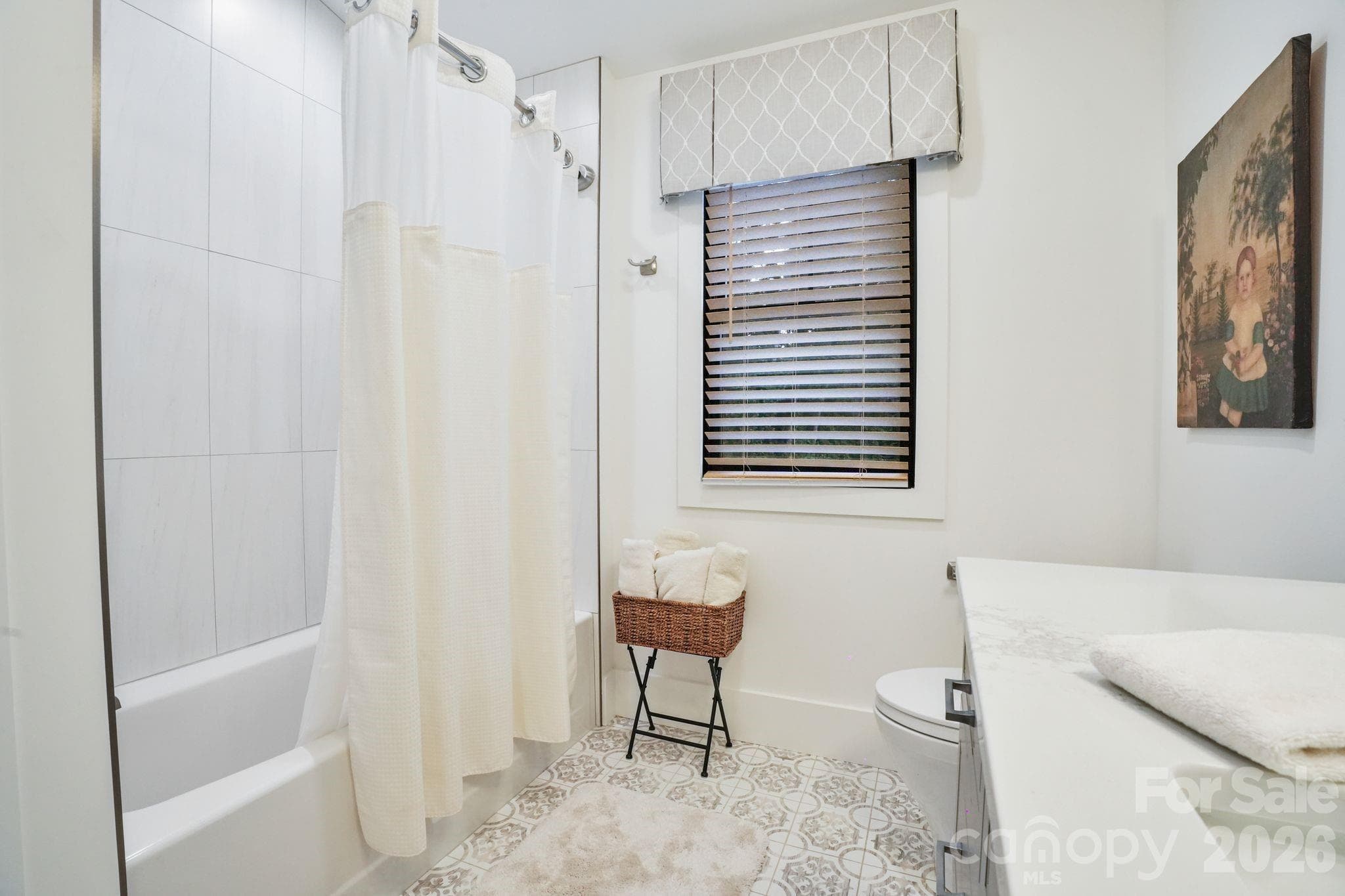 Second Floor Full Bath - 2039 Cane Creek Road, Fletcher