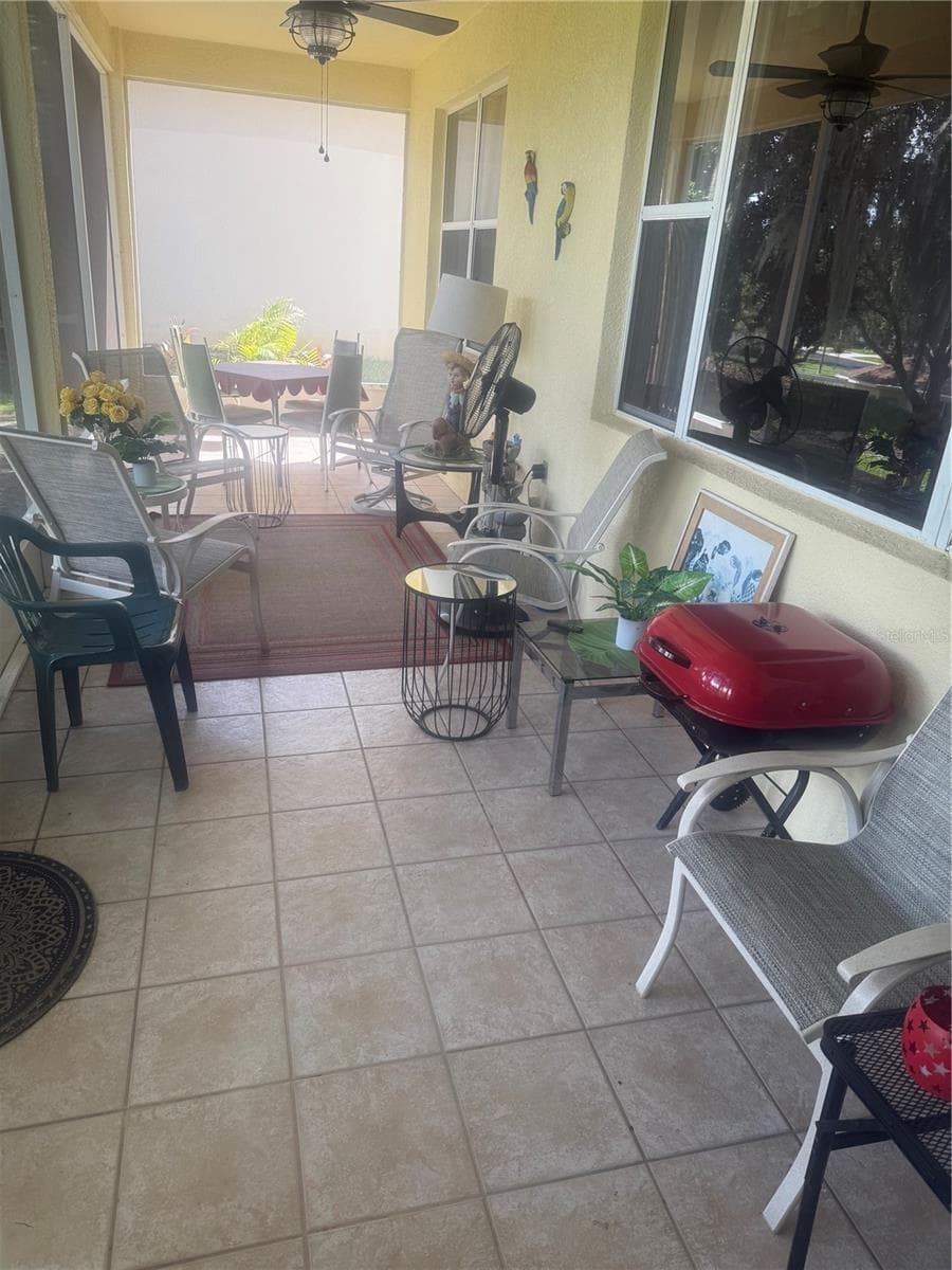Back Screened Porch - 803 WOLF CREEK ST, CLERMONT