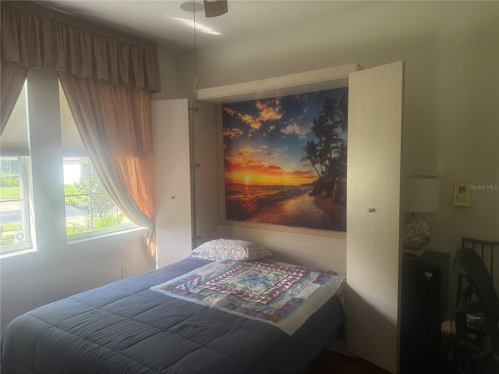 Guest bedroom with murphy bed, built in cabients - 803 WOLF CREEK ST, CLERMONT