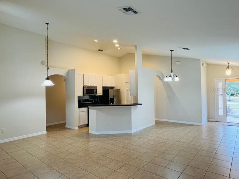 Single Family Residence at 2537 DHARMA CIR, KISSIMMEE, photo 2 of 30