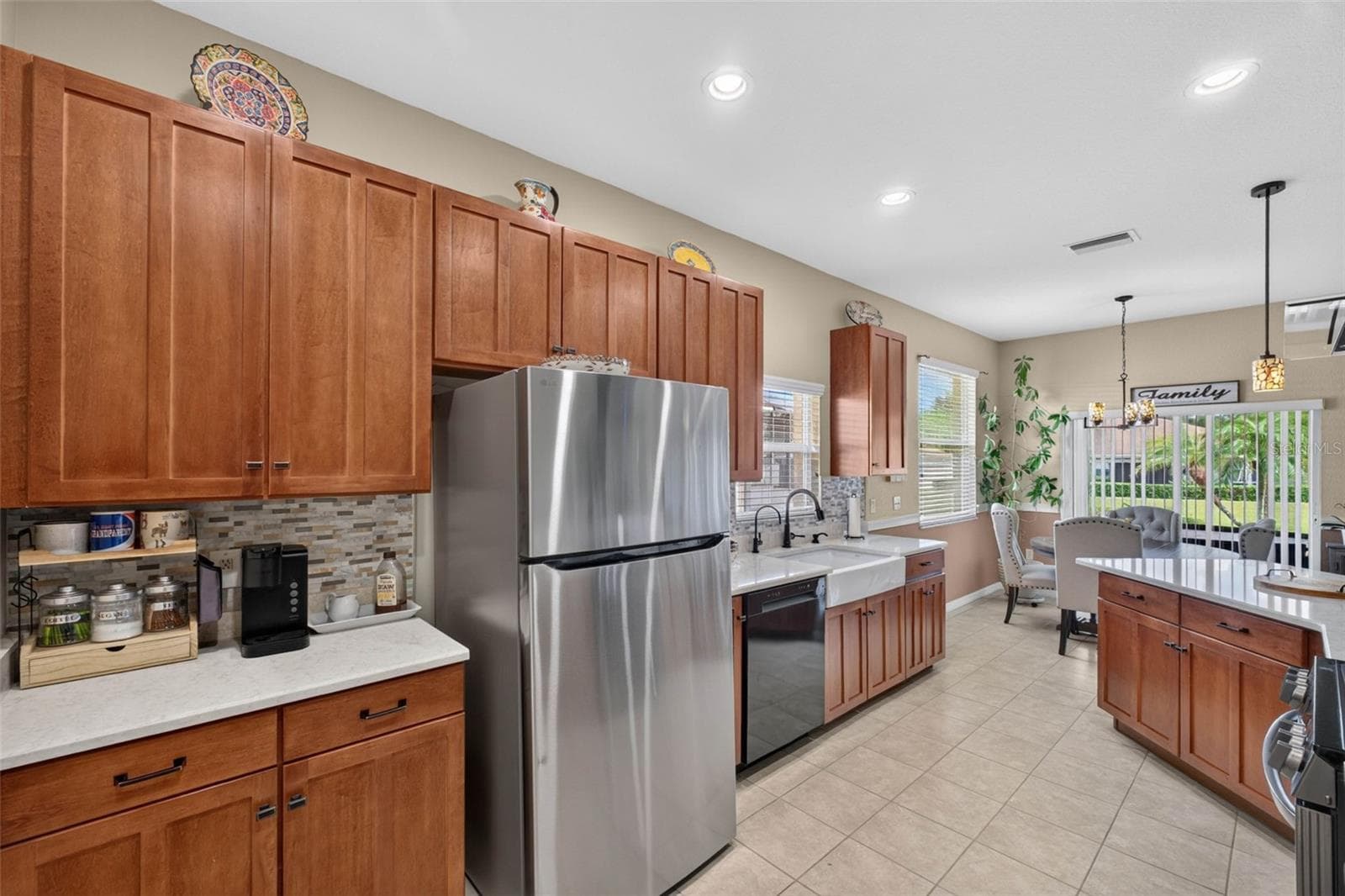 Single Family Residence at 5325 SNEAD DR, WINTER HAVEN, photo 22 of 99