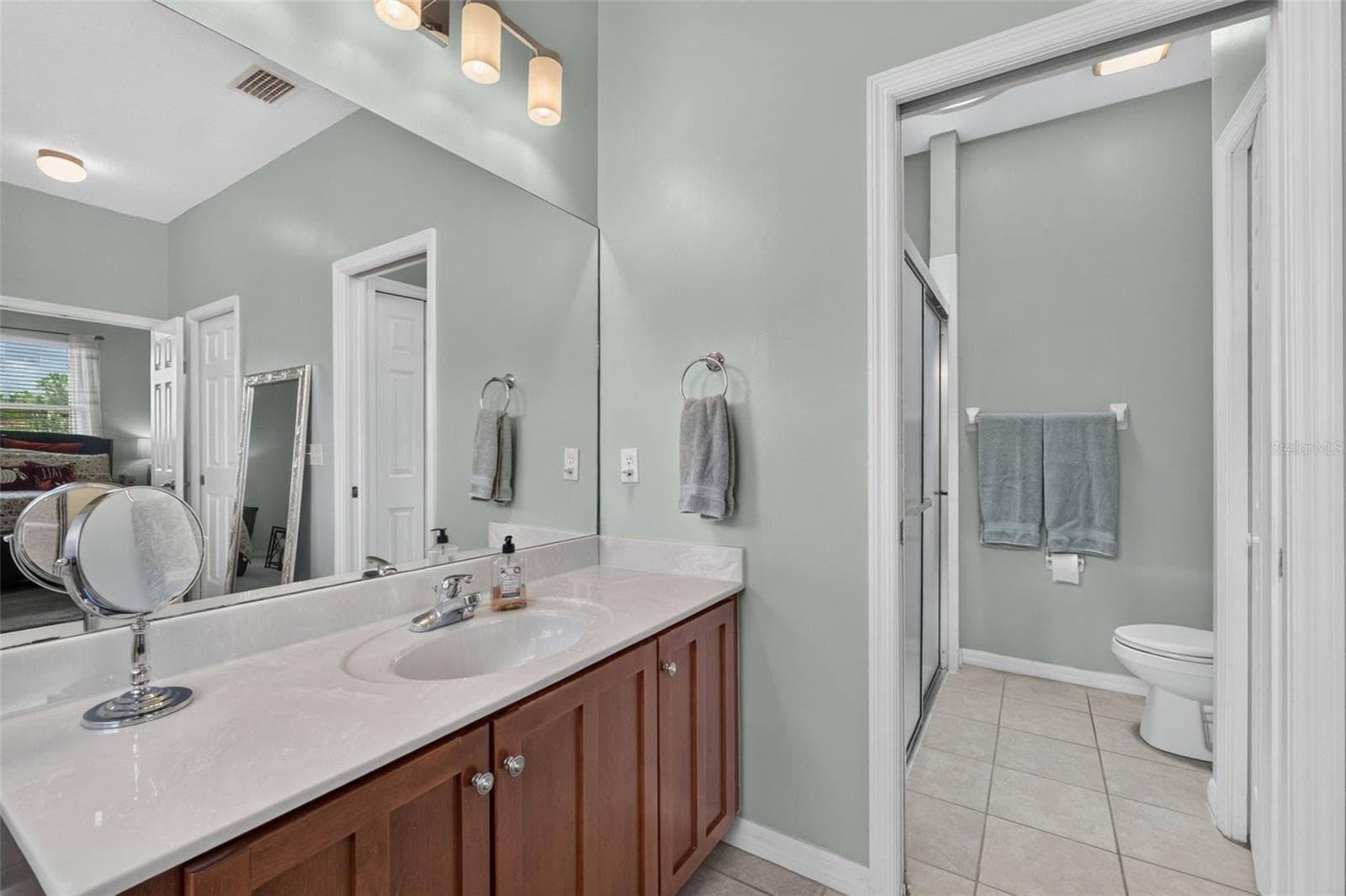 Single Family Residence at 5325 SNEAD DR, WINTER HAVEN, photo 37 of 99