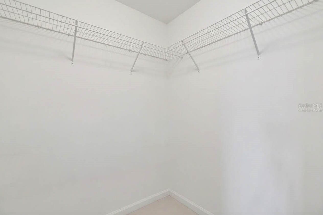 Virtually Staged - 5325 SNEAD DR, WINTER HAVEN