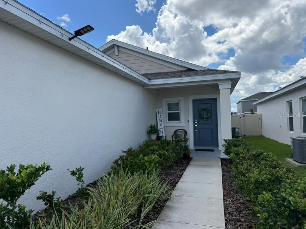 Single Family Residence at 4260 PEBBLES THROW DR, KISSIMMEE, photo 3 of 28