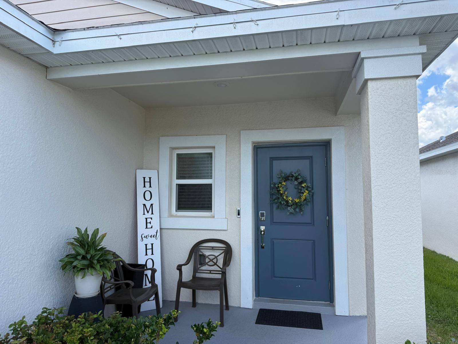 Single Family Residence at 4260 PEBBLES THROW DR, KISSIMMEE, photo 4 of 28