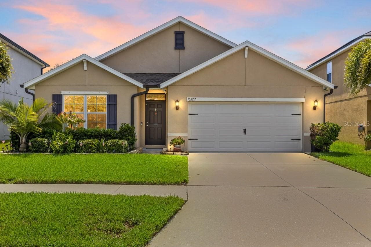 10527 PARK MEADOWBROOKE DR