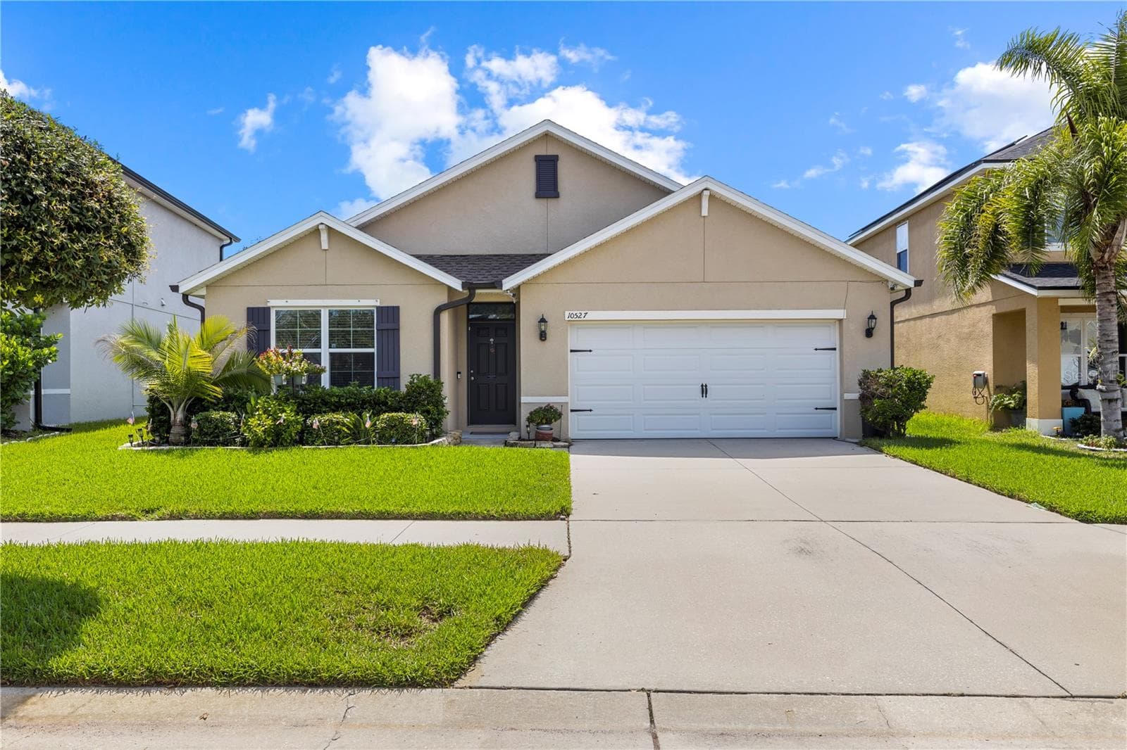 Single Family Residence at 10527 PARK MEADOWBROOKE DR, RIVERVIEW, photo 2 of 62
