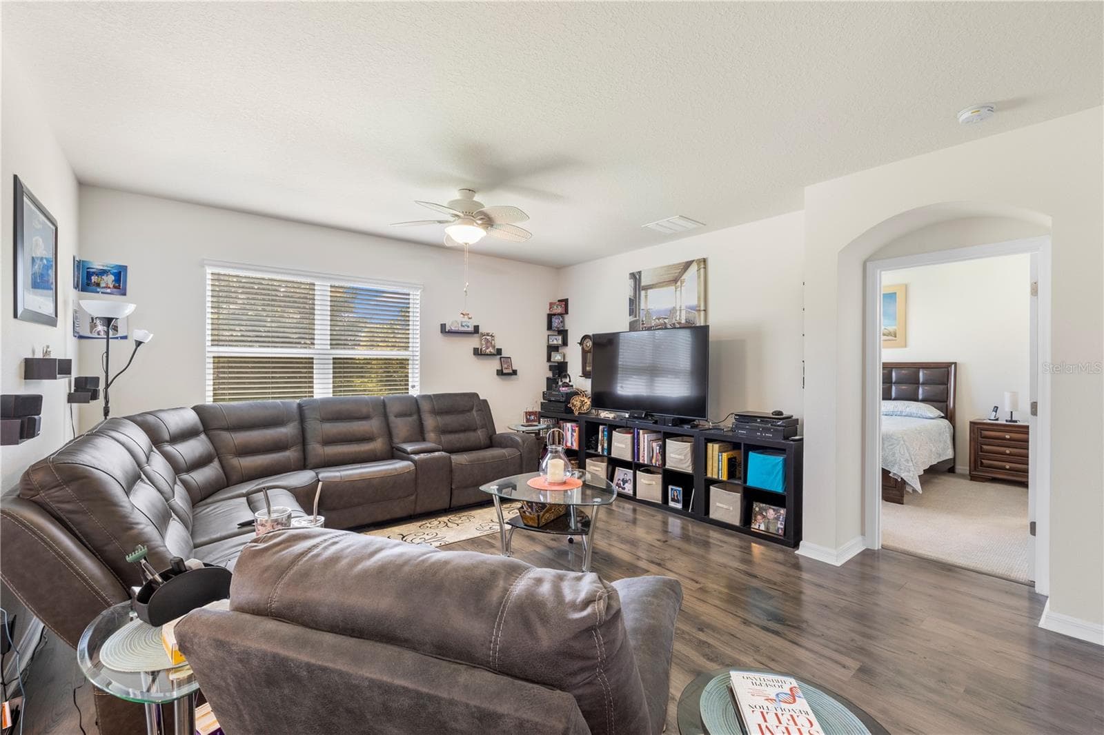 Single Family Residence at 10527 PARK MEADOWBROOKE DR, RIVERVIEW, photo 10 of 62