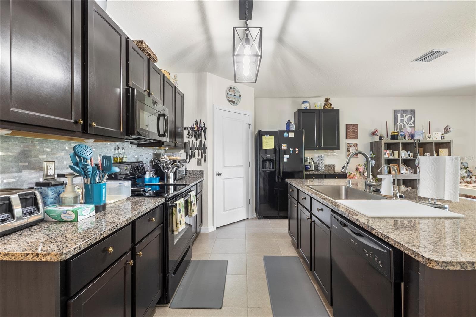 Single Family Residence at 10527 PARK MEADOWBROOKE DR, RIVERVIEW, photo 15 of 62