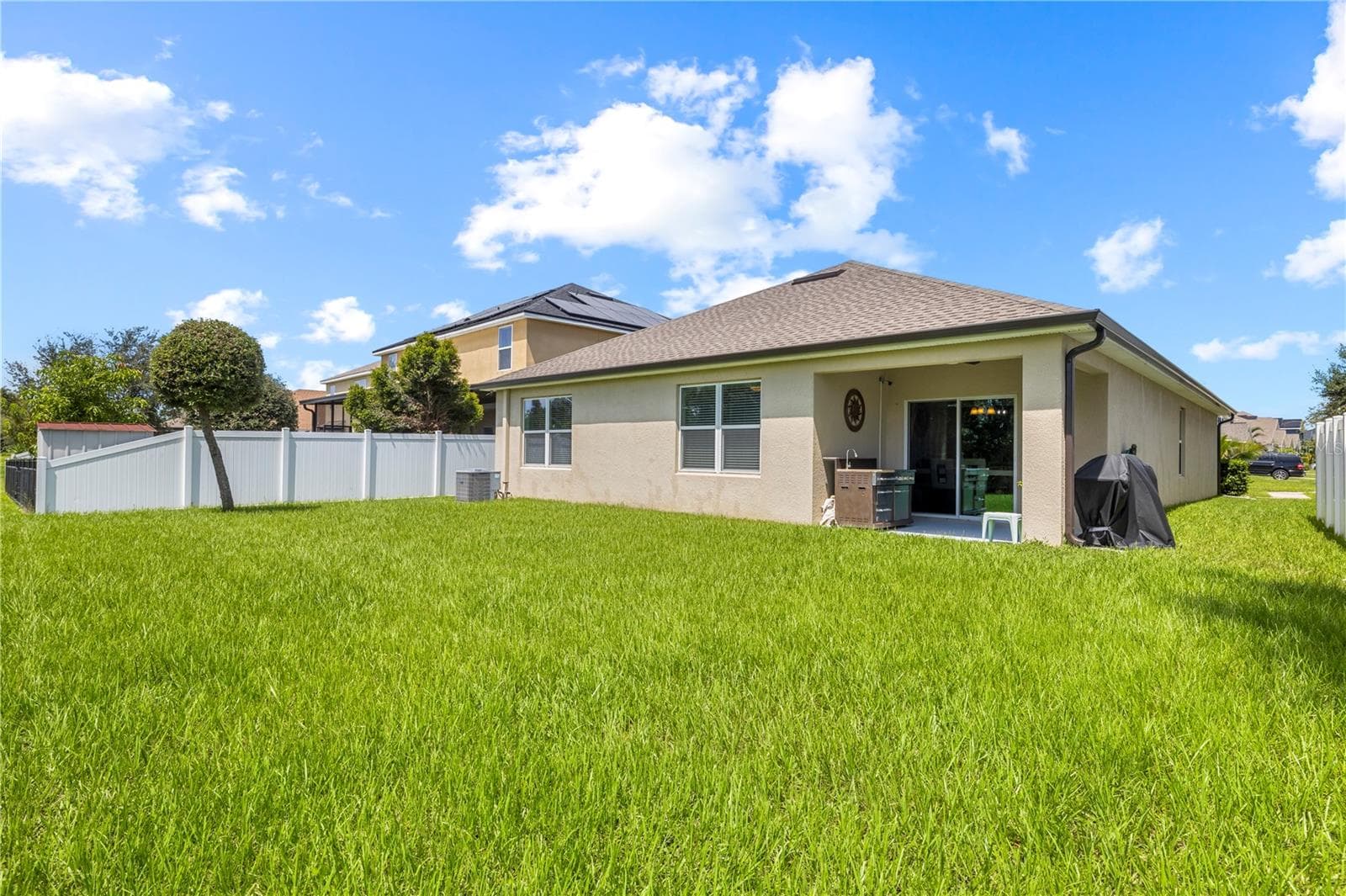 Single Family Residence at 10527 PARK MEADOWBROOKE DR, RIVERVIEW, photo 43 of 62