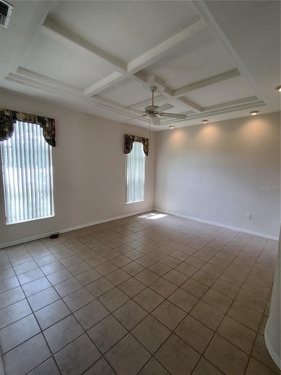 Single Family Residence at 11428 SW 69TH CIR, OCALA, photo 7 of 28