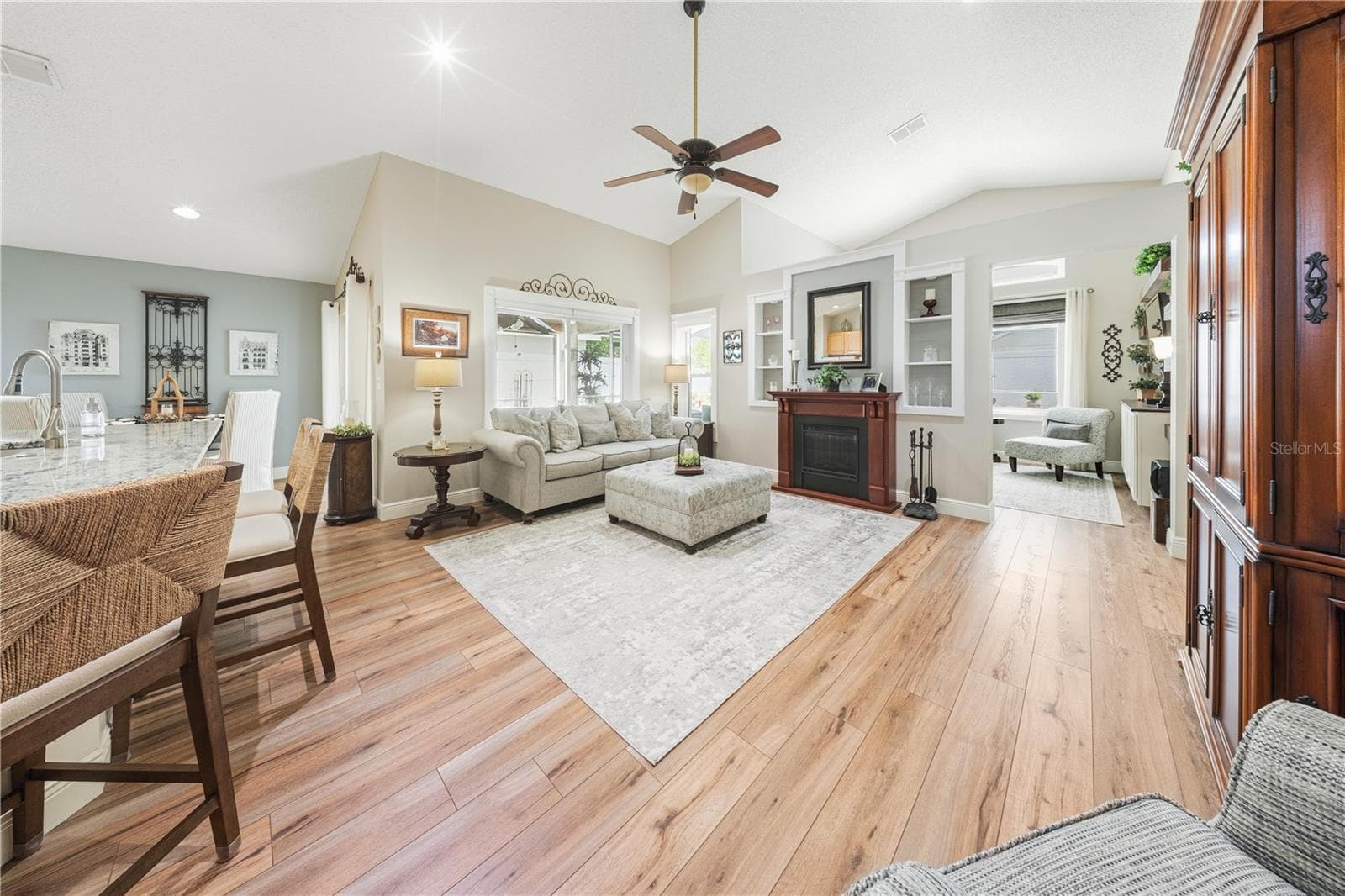 Single Family Residence at 2530 ARROWPOINTE DR, HOLIDAY, photo 5 of 35