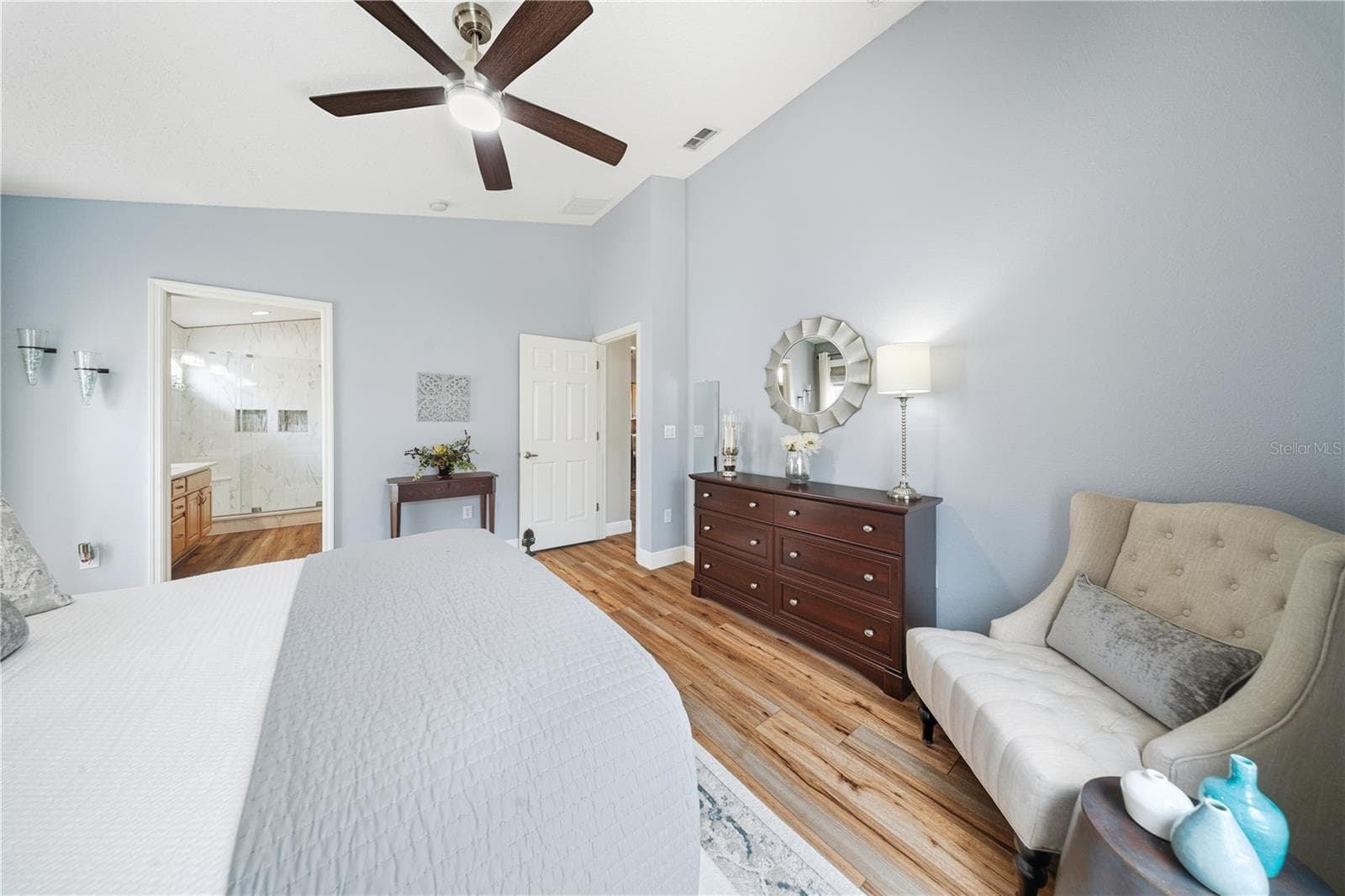 Single Family Residence at 2530 ARROWPOINTE DR, HOLIDAY, photo 14 of 35
