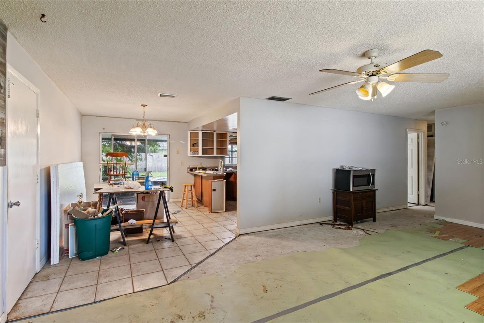 Single Family Residence at 2605 RIDGETOP WAY, VALRICO, photo 6 of 48
