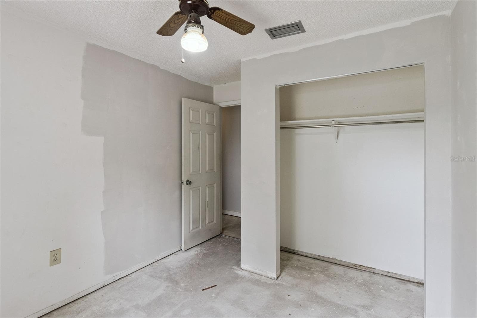 Single Family Residence at 2605 RIDGETOP WAY, VALRICO, photo 12 of 48
