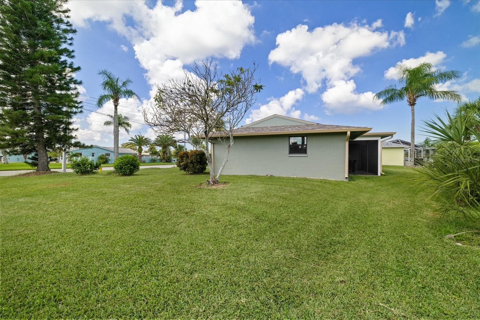 Single Family Residence at 4611 TOPSAIL TRL, NEW PORT RICHEY, photo 32 of 60