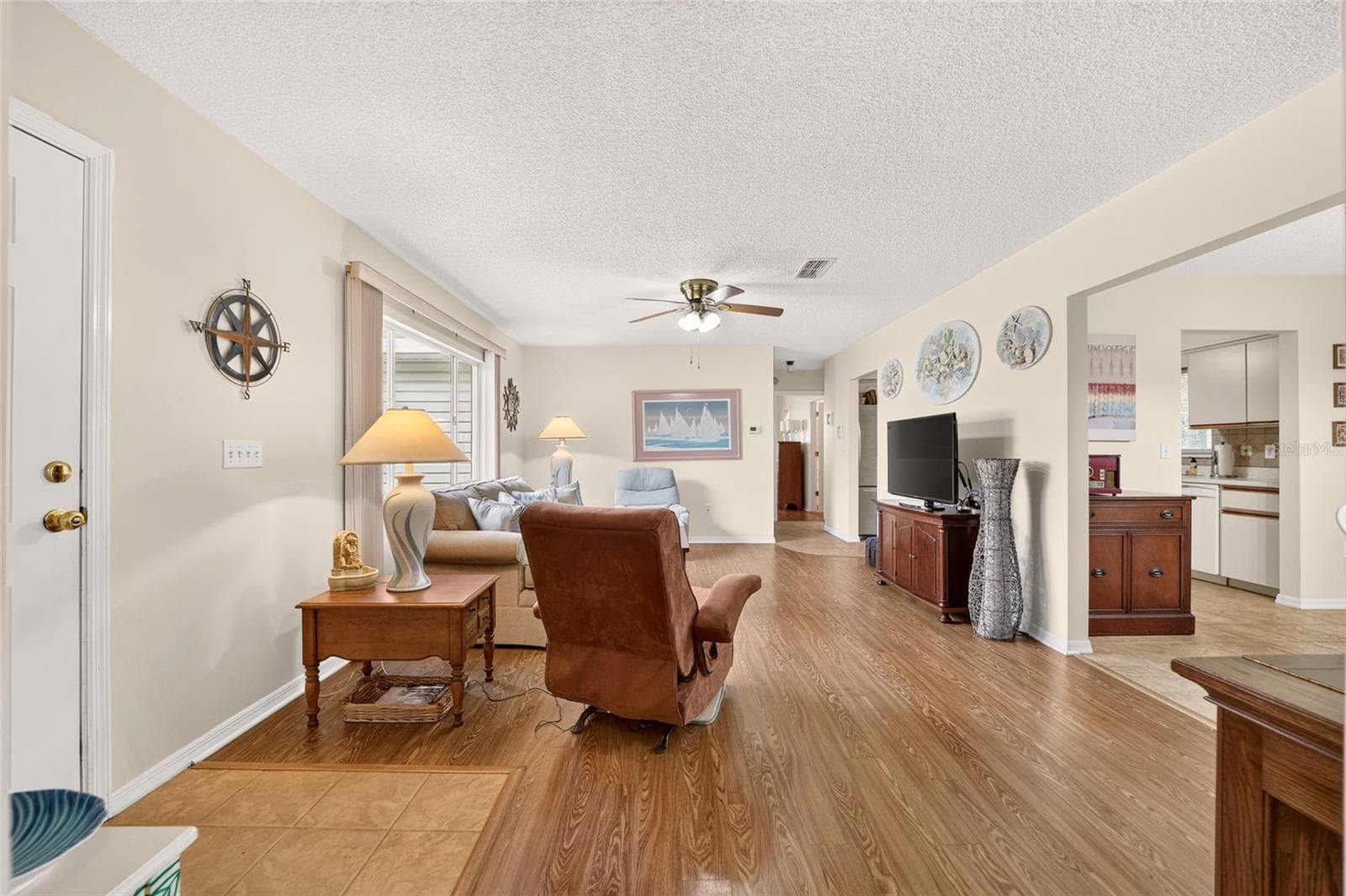Single Family Residence at 10622 SE 179TH LN, SUMMERFIELD, photo 9 of 46