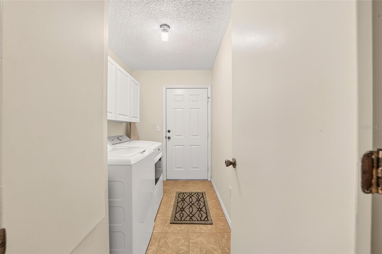 Single Family Residence at 10622 SE 179TH LN, SUMMERFIELD, photo 31 of 46