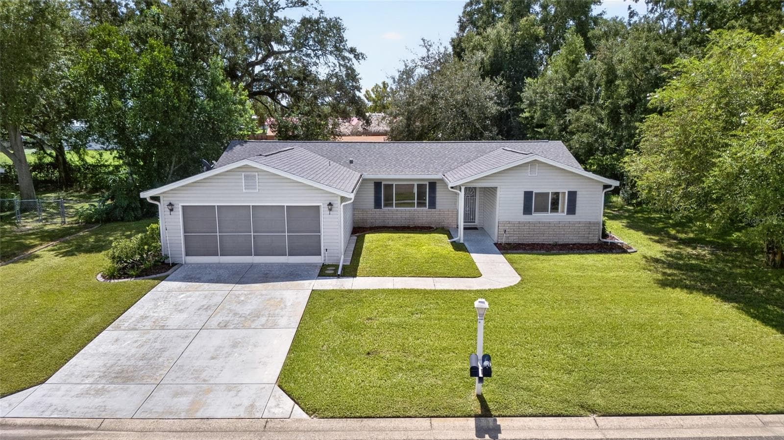 Single Family Residence at 10622 SE 179TH LN, SUMMERFIELD, photo 43 of 46