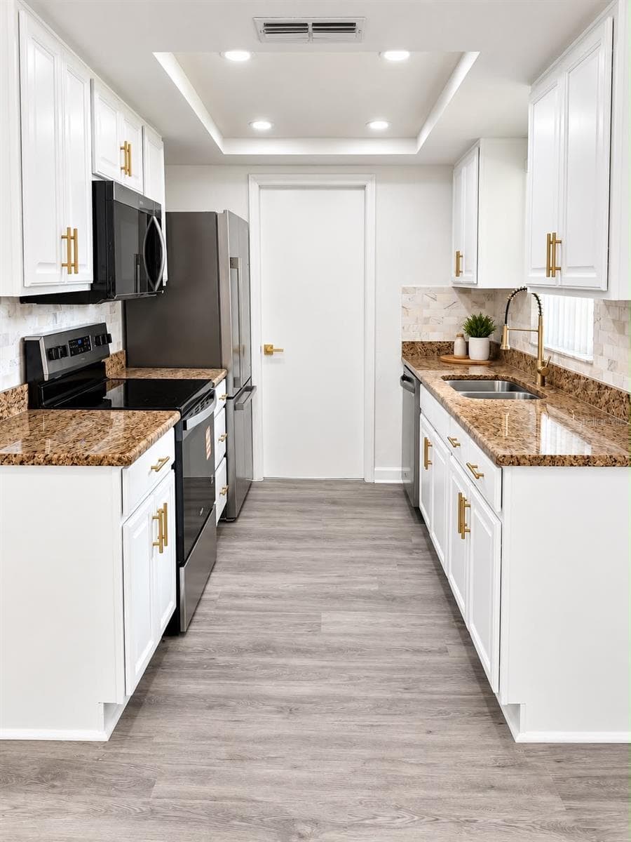 Kitchen - 11426 FOX RUN, PORT RICHEY