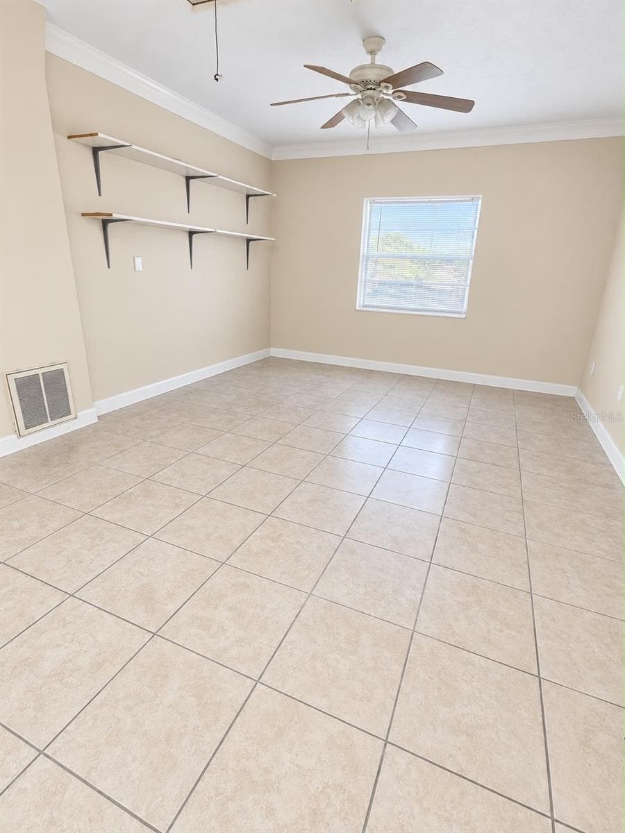 Garage - 11426 FOX RUN, PORT RICHEY