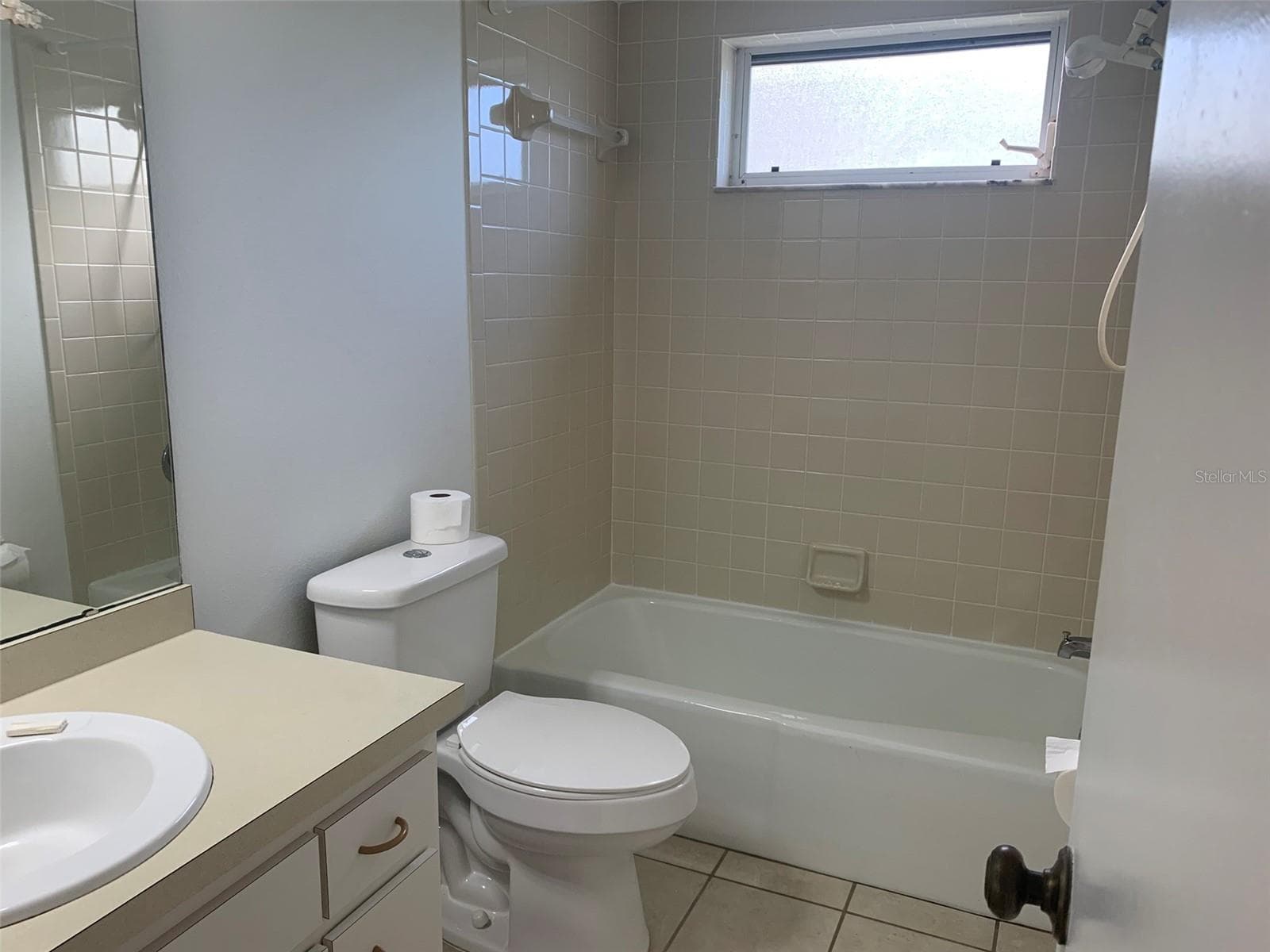 Half Duplex at 640 HARVEY ST, ENGLEWOOD, photo 14 of 16