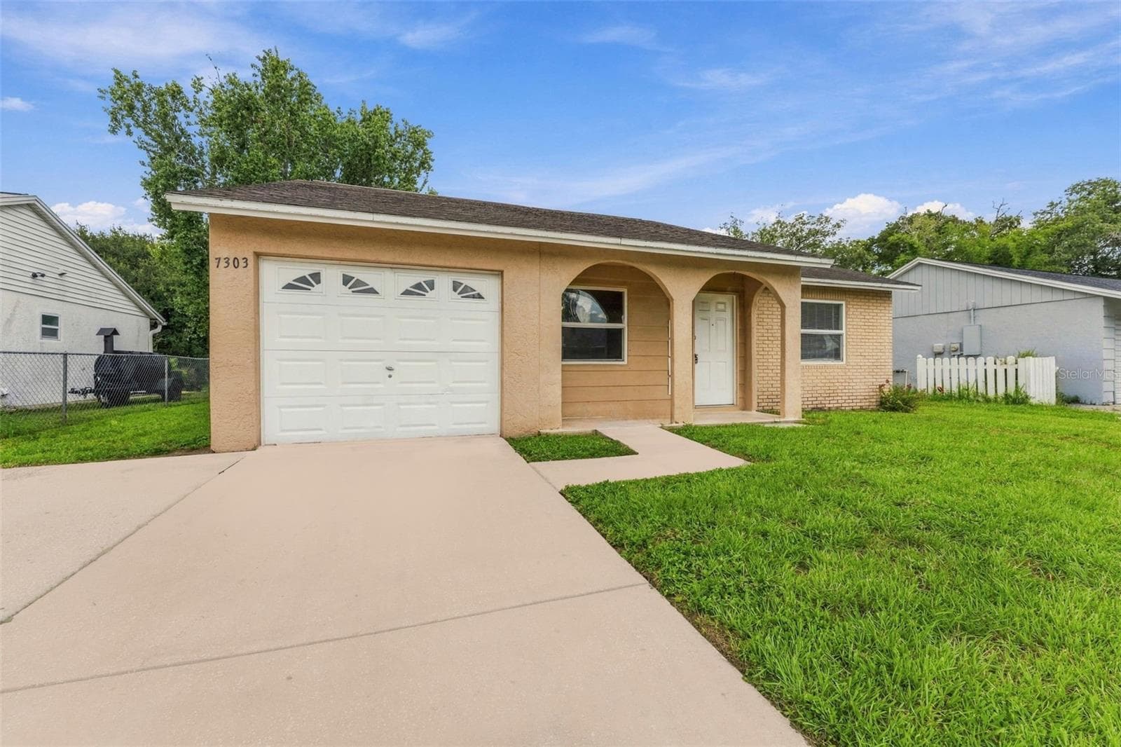 Welcoming Front Exterior - 7303 RIVERBANK DR, NEW PORT RICHEY