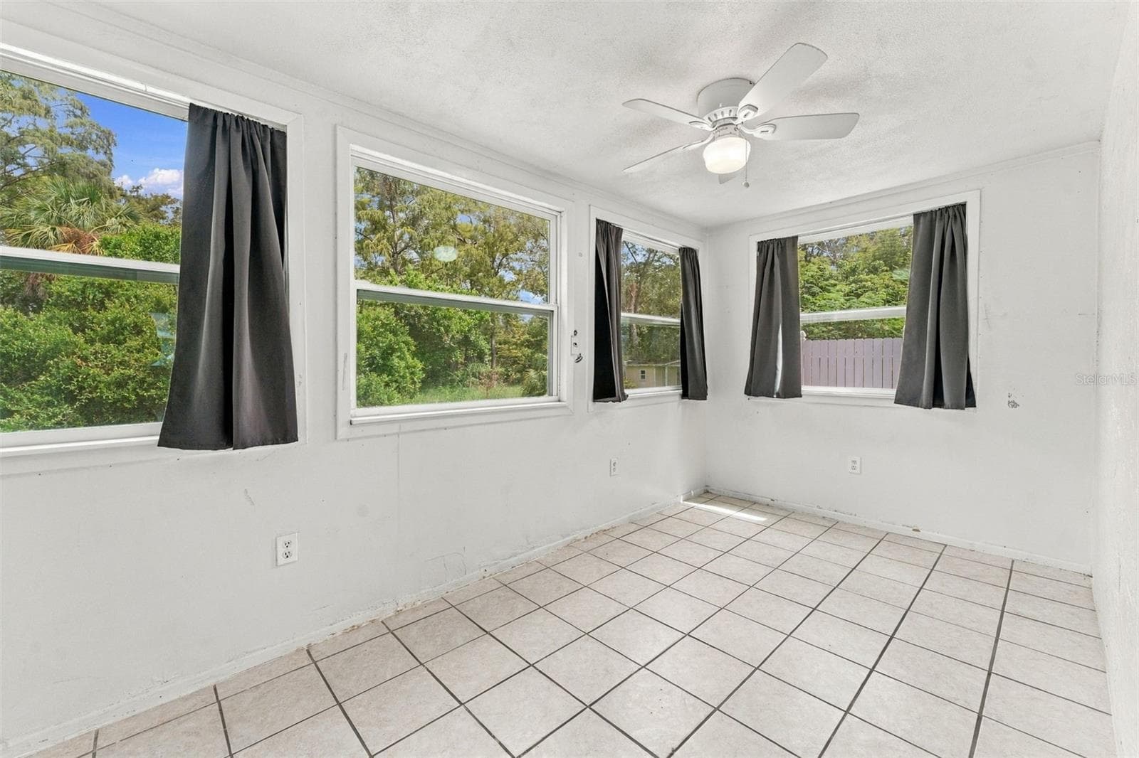 Bedroom #3 – Spacious & Bright - 7303 RIVERBANK DR, NEW PORT RICHEY