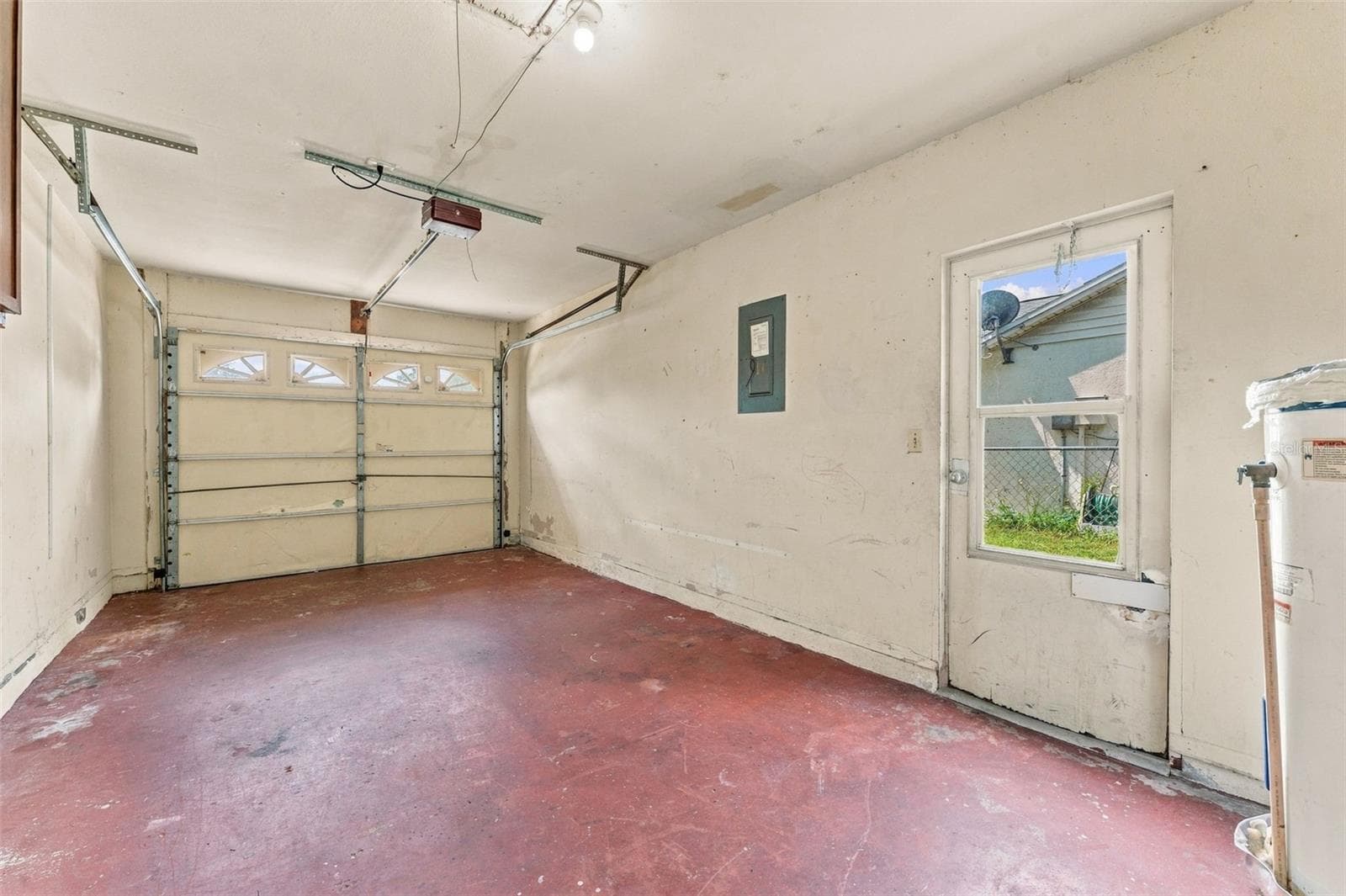 1-Car Garage - 7303 RIVERBANK DR, NEW PORT RICHEY