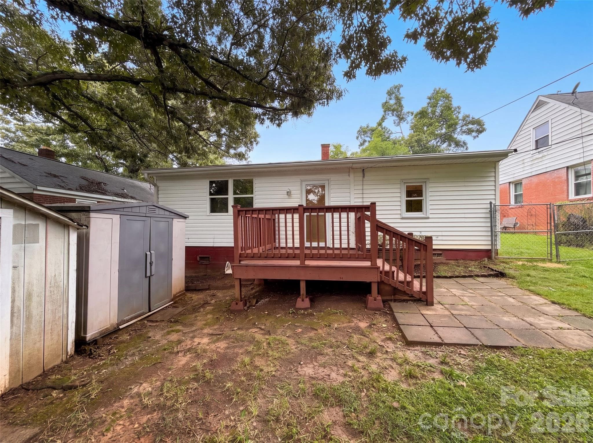 Single Family Residence at 1521 Herrin Avenue, Charlotte, photo 5 of 22