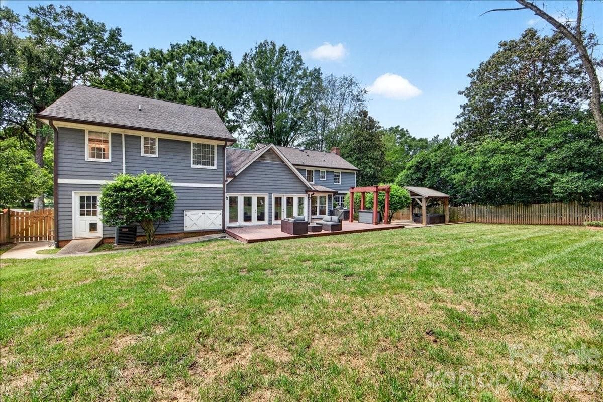 Single Family Residence at 4509 Mullens Ford Road, Charlotte, photo 45 of 47
