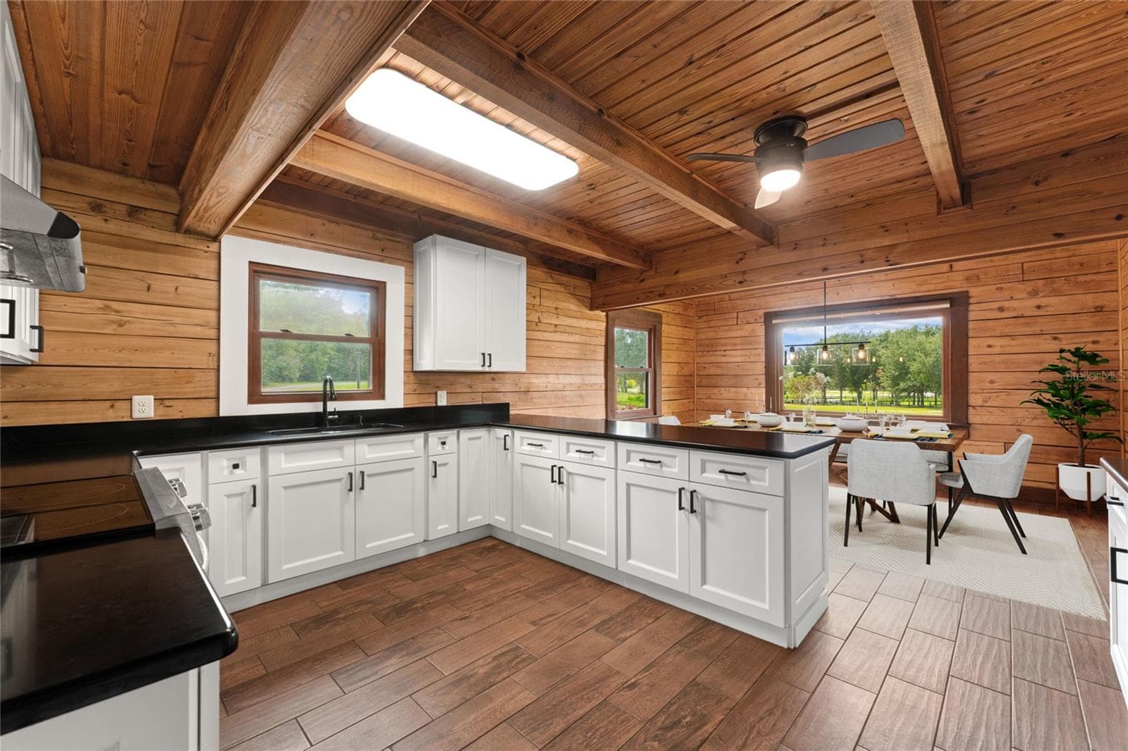 Single Family Residence at 15551 VINOLA CT, MONTVERDE, photo 10 of 42