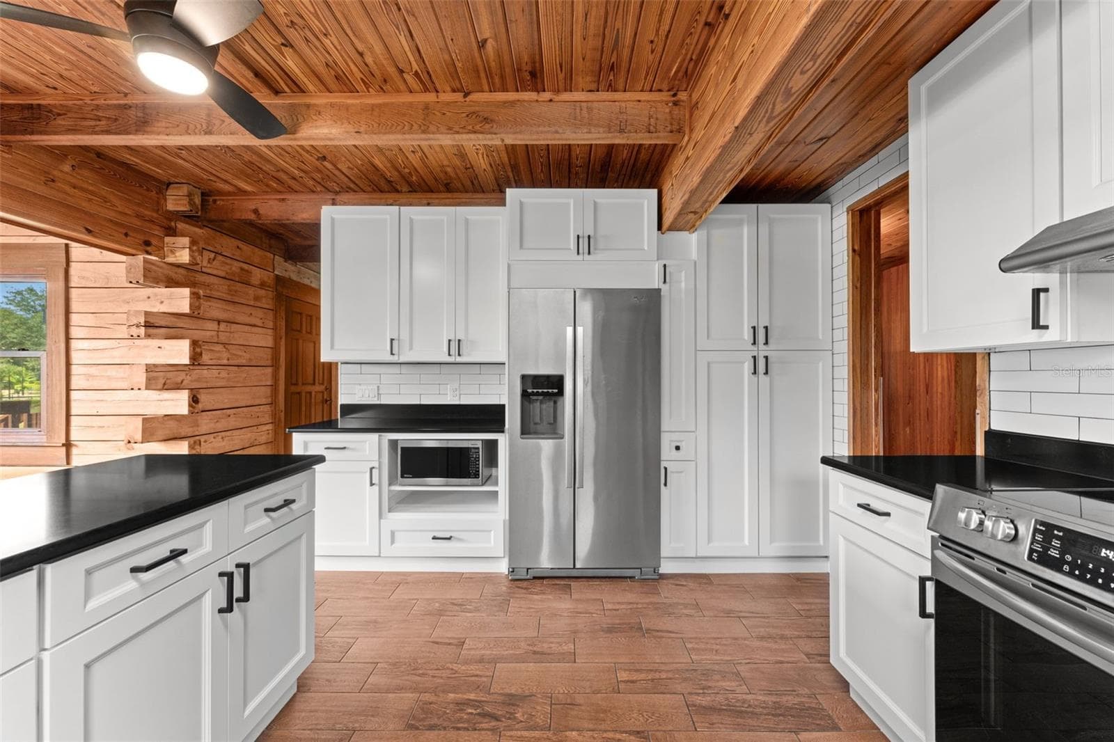 Single Family Residence at 15551 VINOLA CT, MONTVERDE, photo 12 of 42