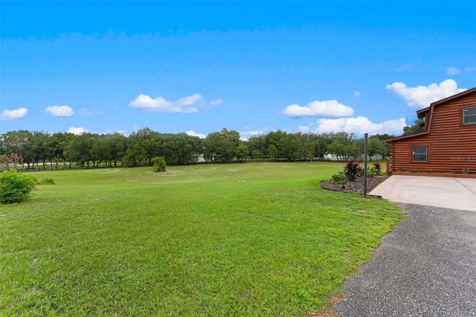 Single Family Residence at 15551 VINOLA CT, MONTVERDE, photo 35 of 42