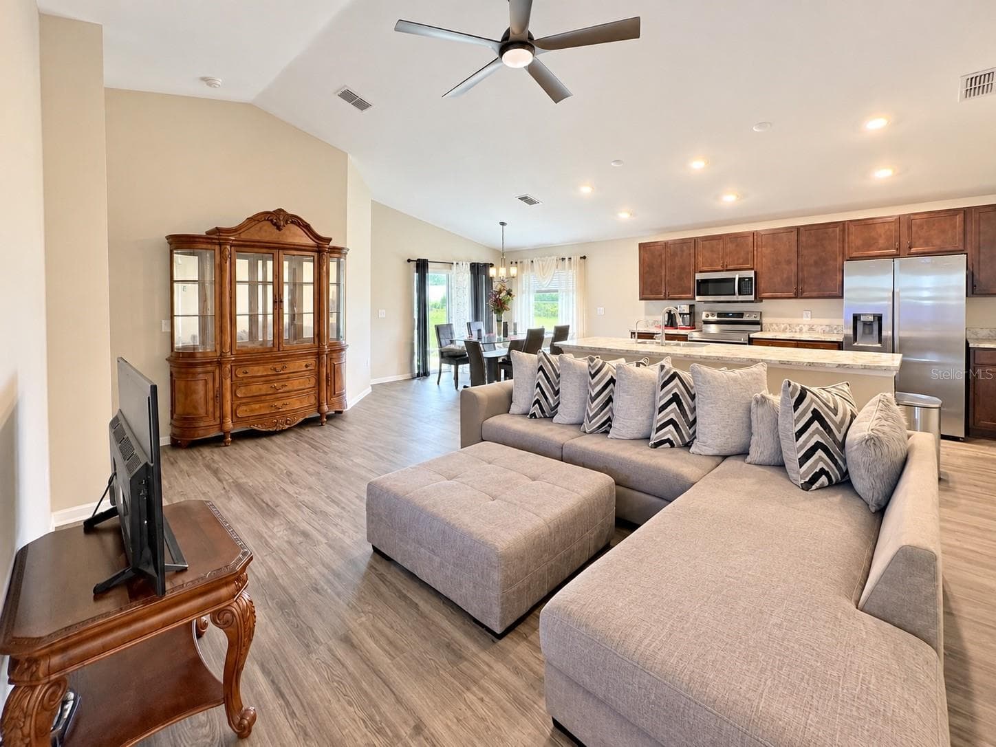 Single Family Residence at 11383 SW 58TH CIR, OCALA, photo 10 of 38