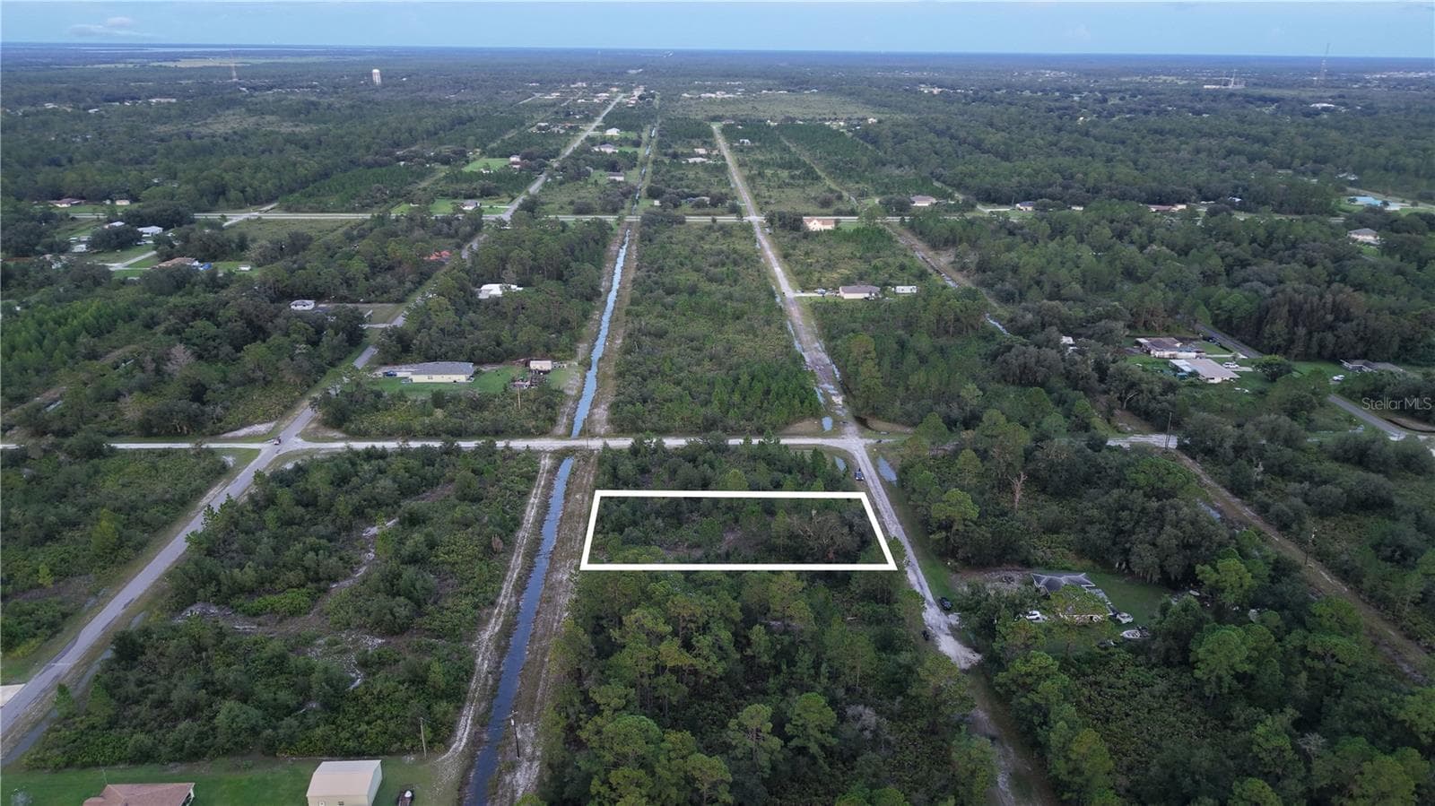 Land at MAGNOLIA DR, INDIAN LAKE ESTATES, photo 3 of 25