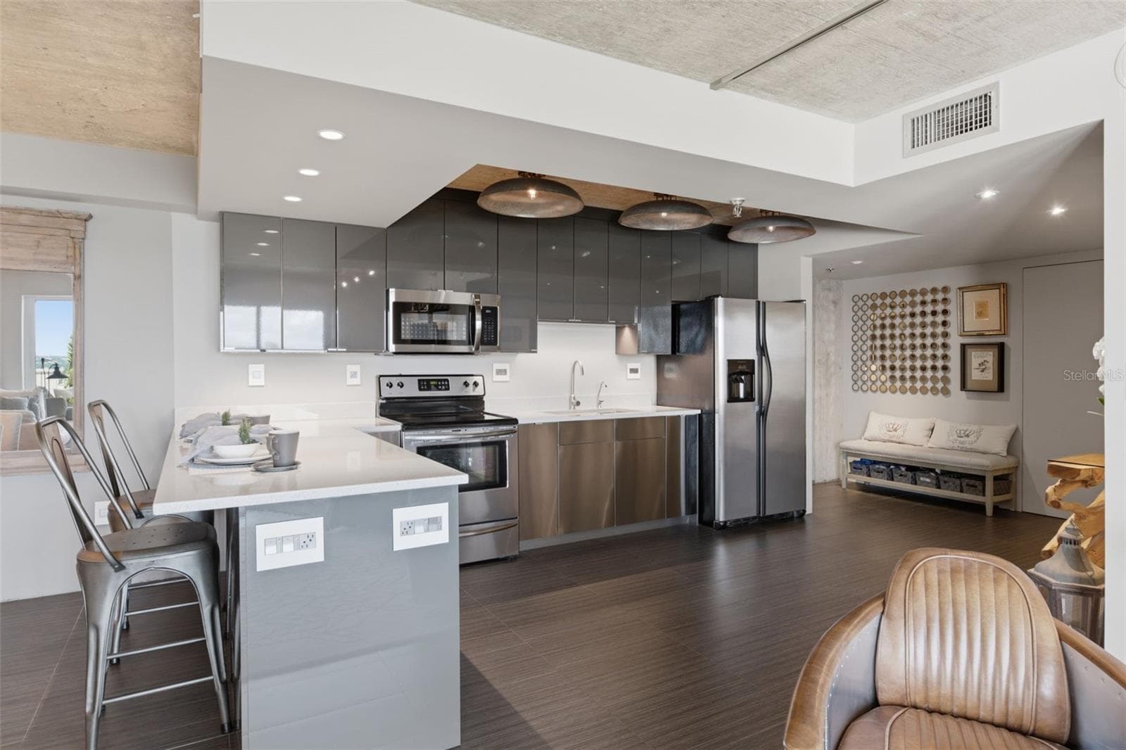 Condominium at 7430 SUNSHINE SKYWAY LN S #901, ST PETERSBURG, photo 10 of 68