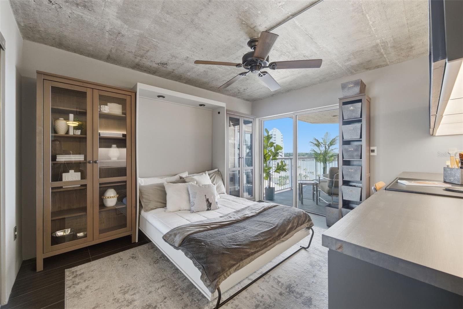Condominium at 7430 SUNSHINE SKYWAY LN S #901, ST PETERSBURG, photo 34 of 68