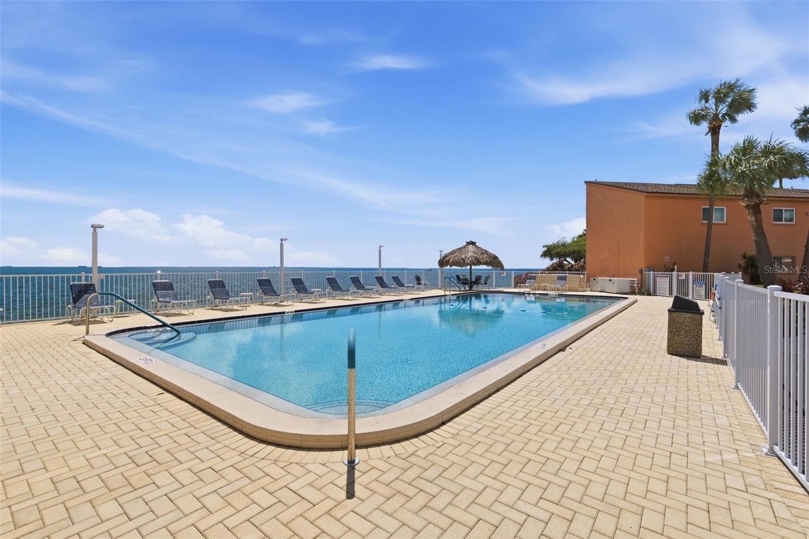 Condominium at 7430 SUNSHINE SKYWAY LN S #901, ST PETERSBURG, photo 47 of 68
