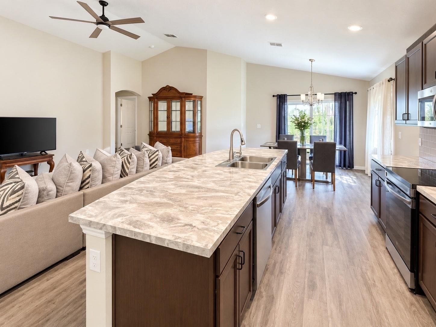 Single Family Residence at 11383 SW 58TH CIR, OCALA, photo 19 of 38
