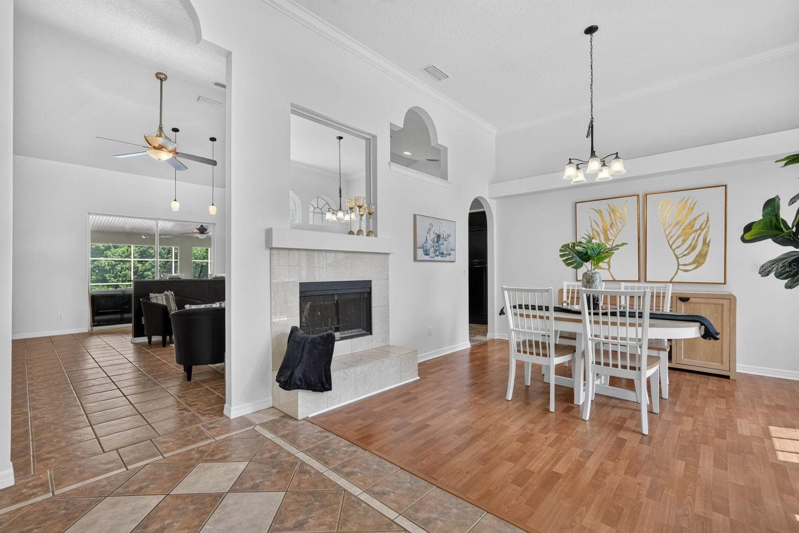 Single Family Residence at 500 LAKE WINNEMISSETT DR, DELAND, photo 13 of 86