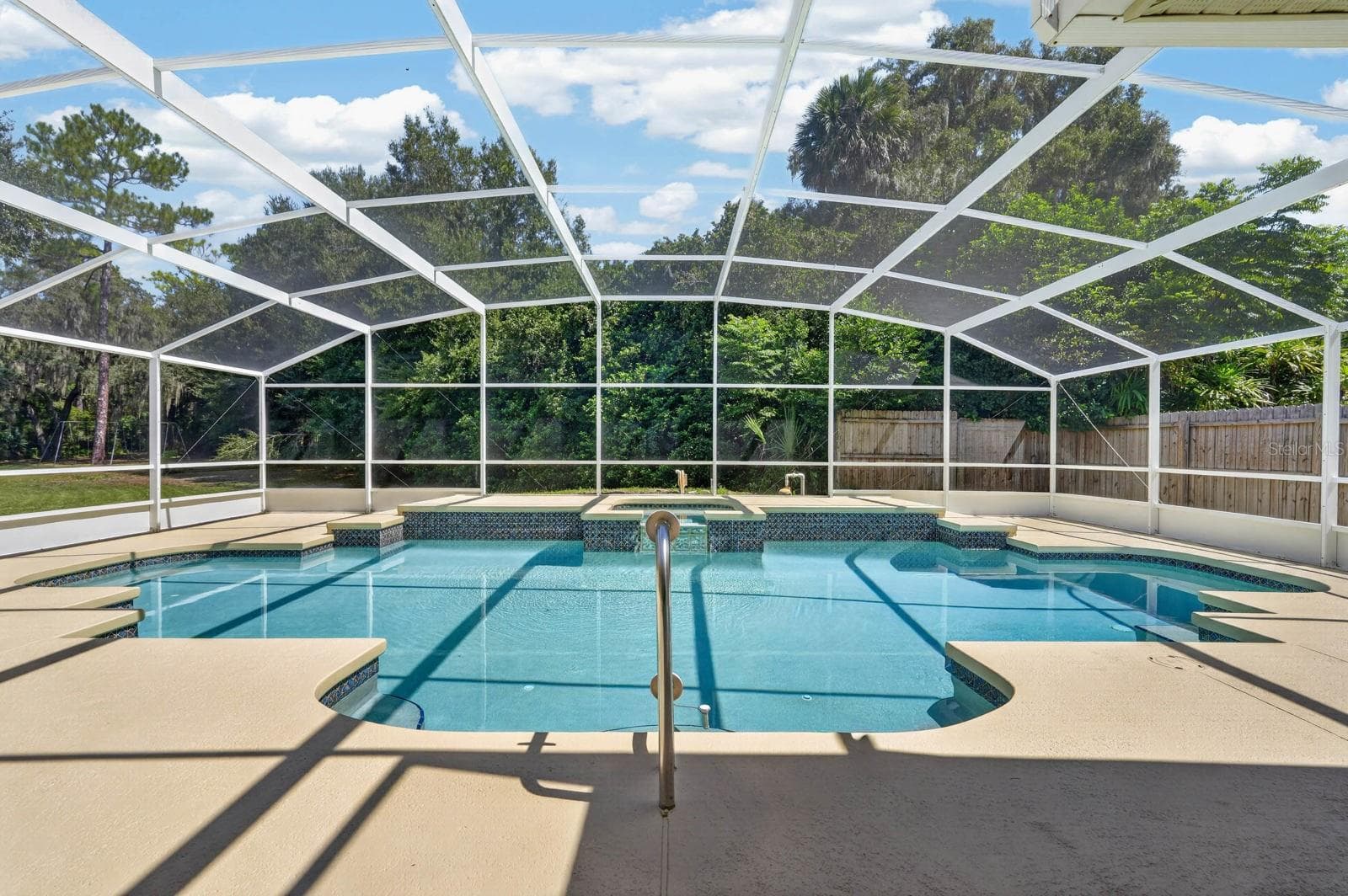 Single Family Residence at 500 LAKE WINNEMISSETT DR, DELAND, photo 25 of 86