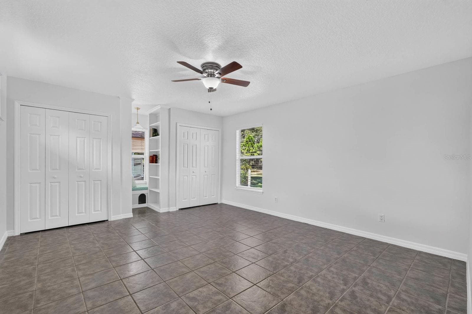 Single Family Residence at 500 LAKE WINNEMISSETT DR, DELAND, photo 31 of 86