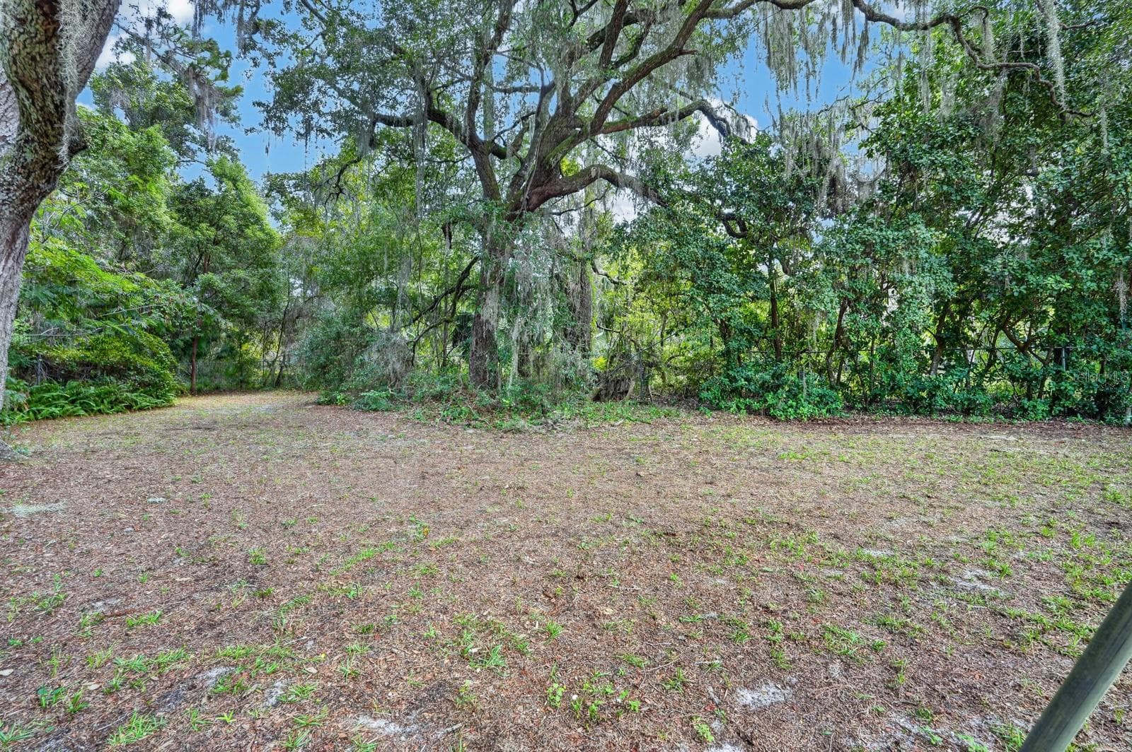 Single Family Residence at 500 LAKE WINNEMISSETT DR, DELAND, photo 73 of 86