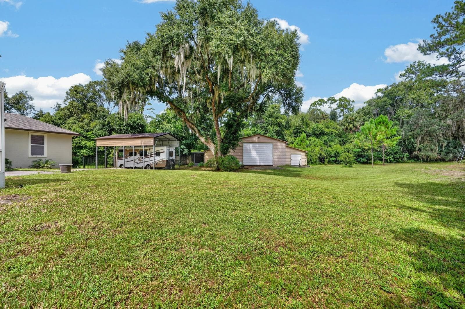 Single Family Residence at 500 LAKE WINNEMISSETT DR, DELAND, photo 74 of 86